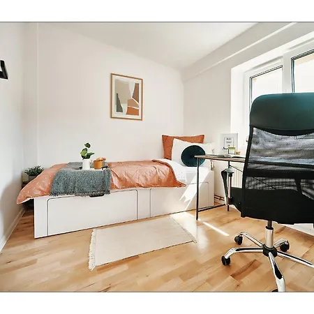 Sunny Apartment At The Heart Of Old Town-3